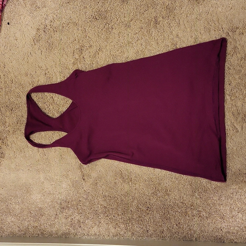 Lululemon tank top